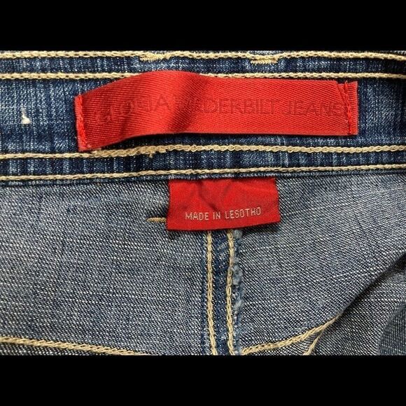 GLORIA VANDERBILT Women’s Jeans Size14P hand measures smaller Blue High Rise - Picture 8 of 13